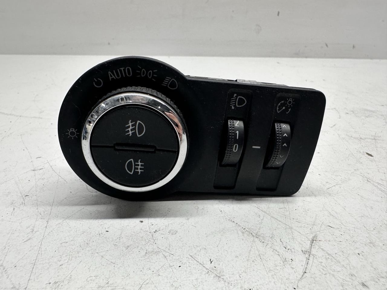 Regolatore Manuale Altezza Proiettore 13268702 Usato