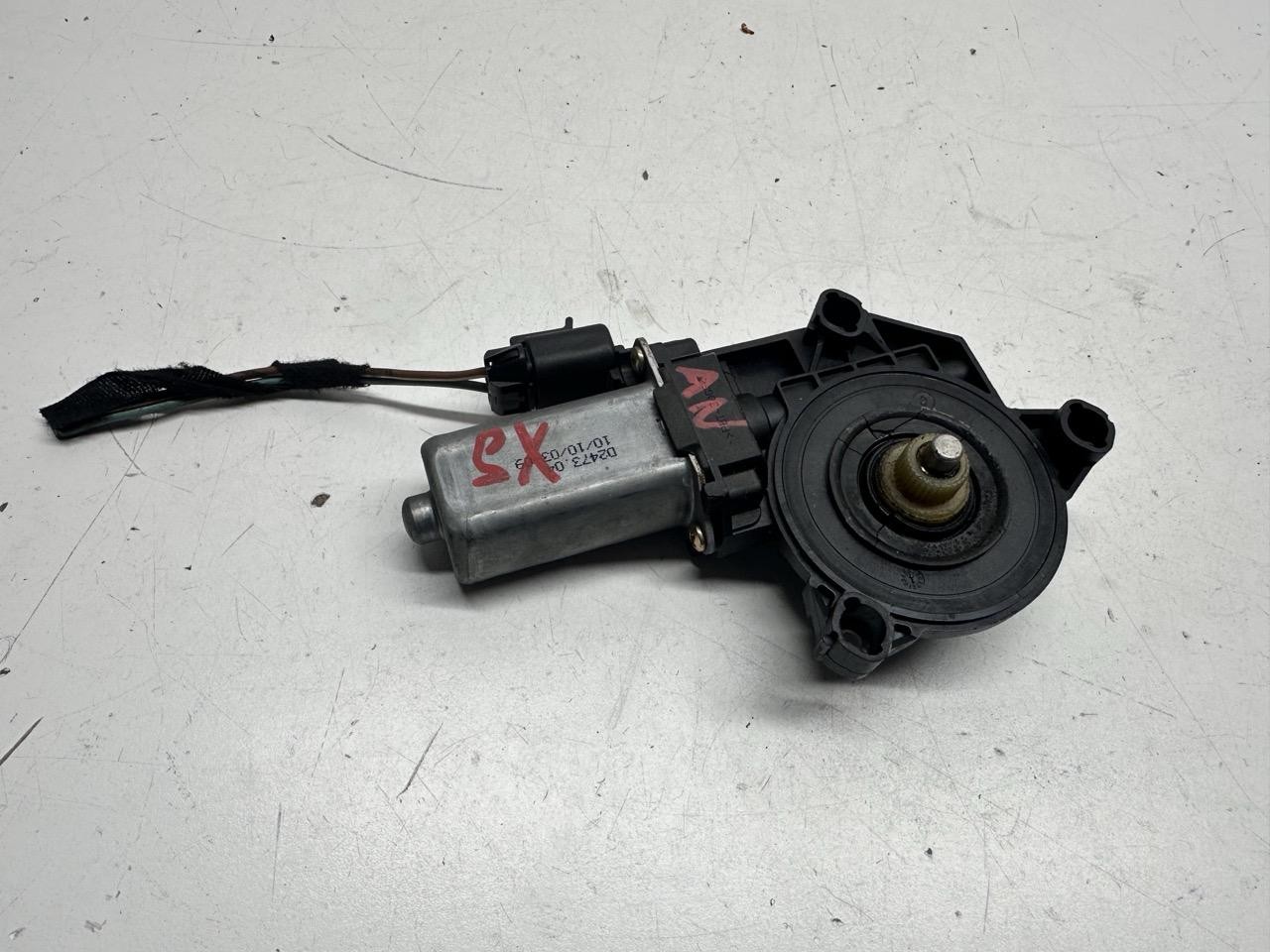 Motorino Alzavetro Anteriore Sinistro - Immagine 1 di 2