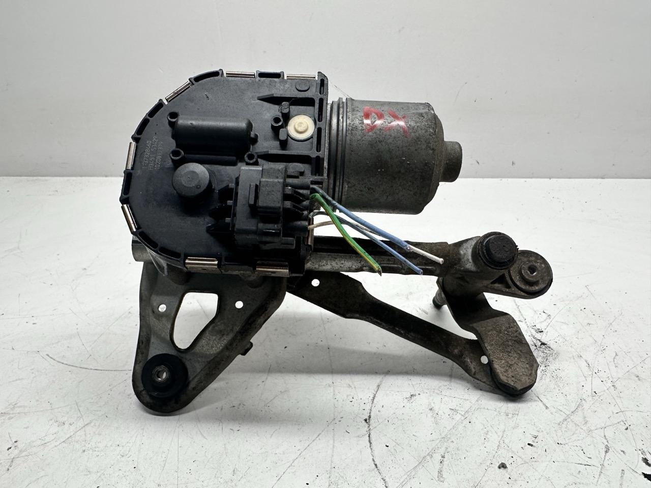 Tergiparabrezza con motorino - Immagine 1 di 3
