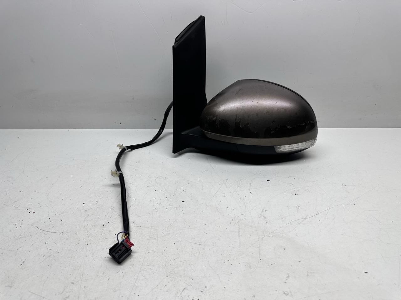 Specchietto Retrovisore Sinistro - Immagine 1 di 9