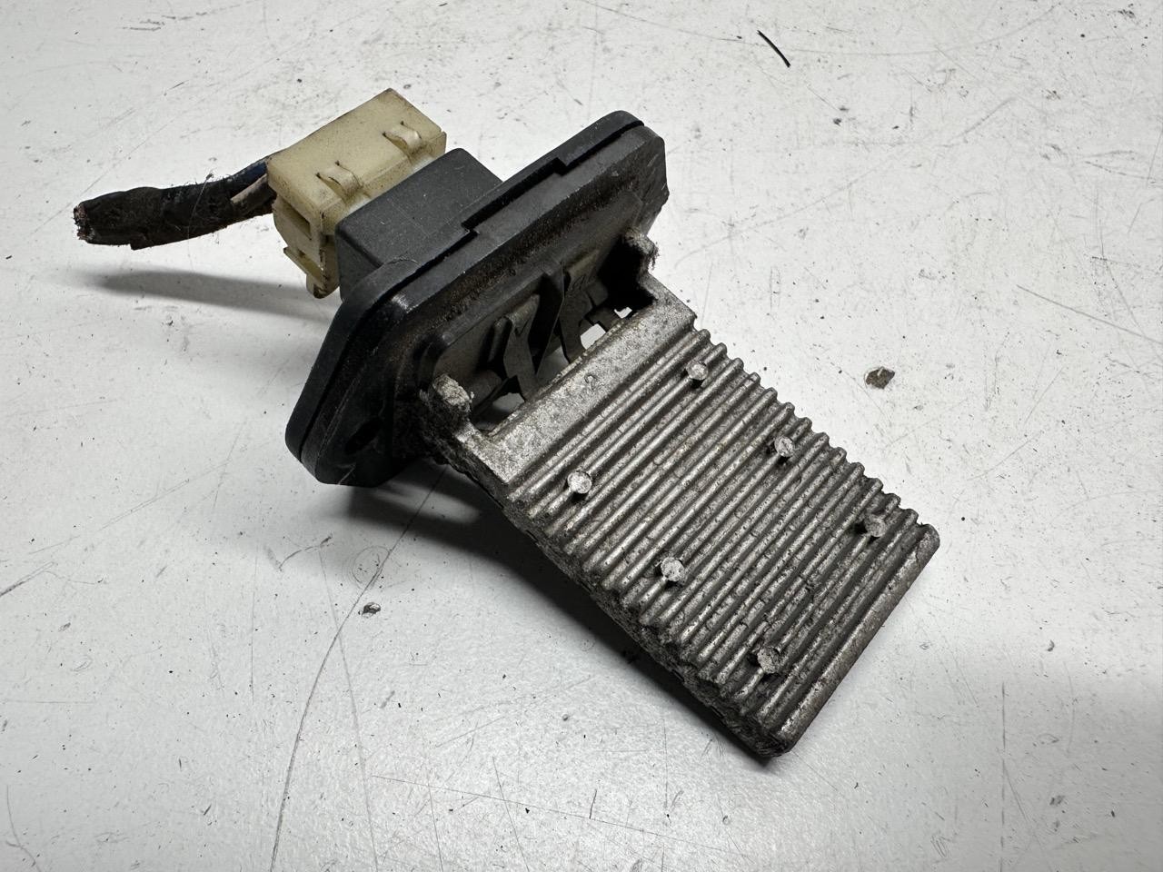 Resistenza motorino ventilazione abitacolo - Immagine 1 di 2