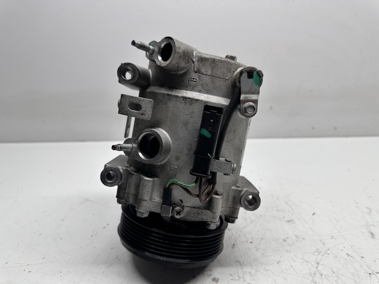 Compressore A/c 9827596080,9827596380 Usato