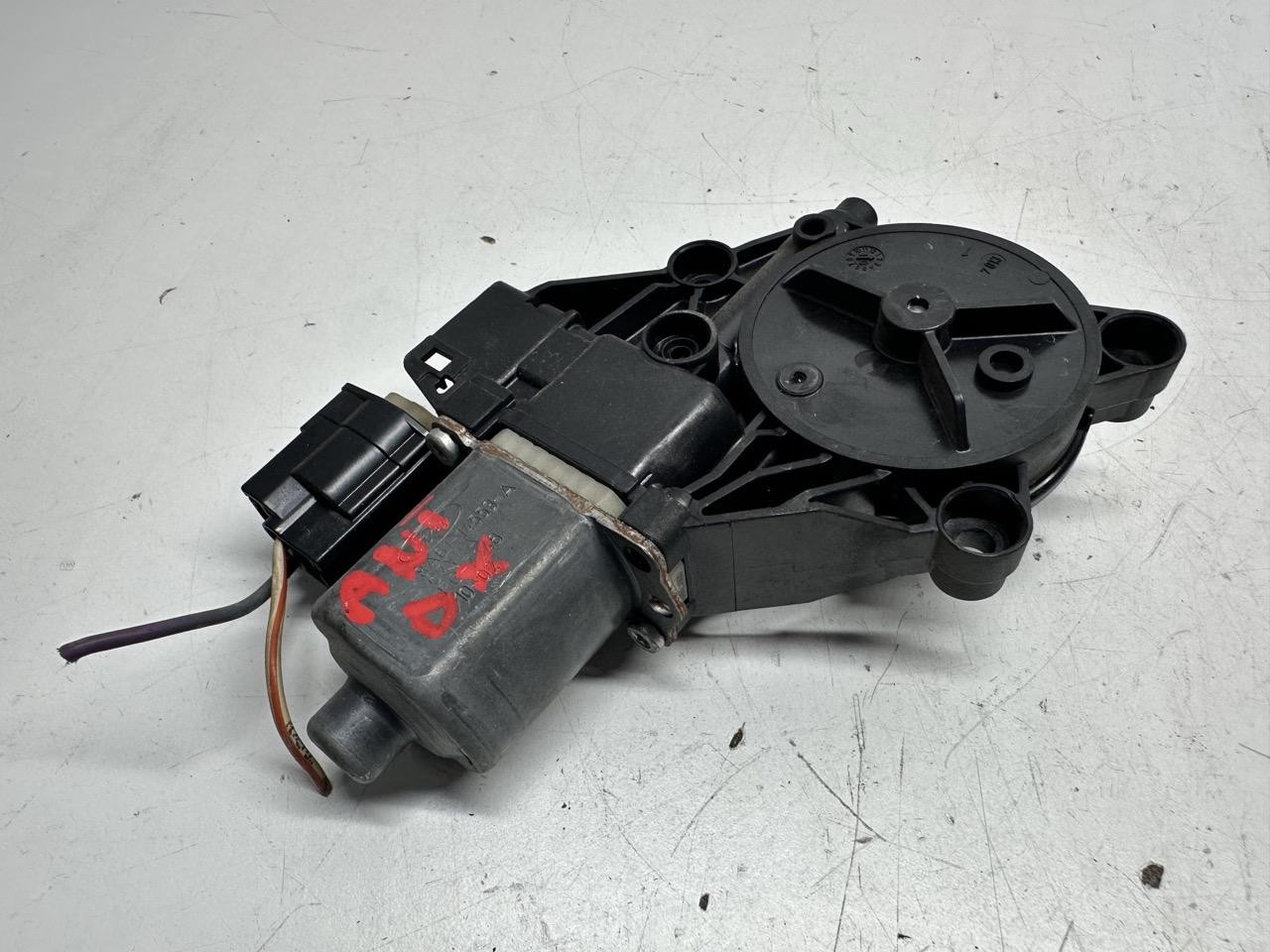 Motorino alzacristallo porta ant. Destro - Immagine 1 di 3