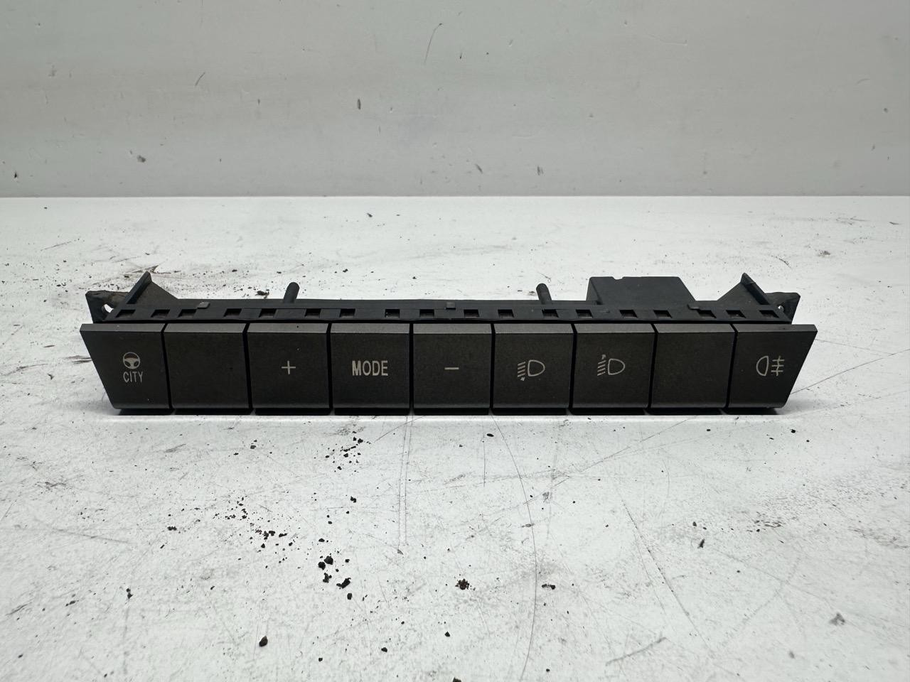 Blocco comandi multifunzioni - Immagine 1 di 3