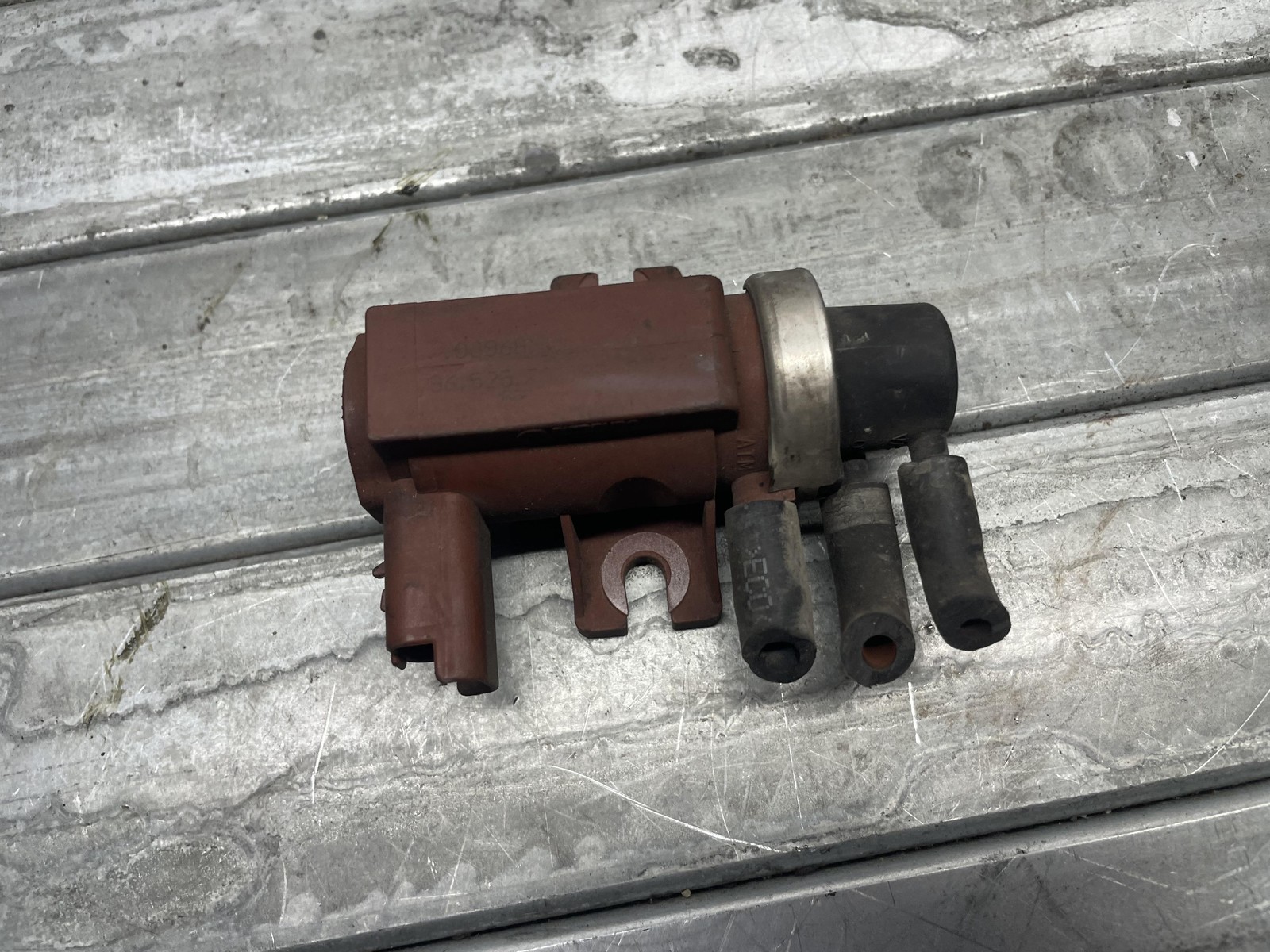 Elettrovalvola turbocompressore - Immagine 1 di 3