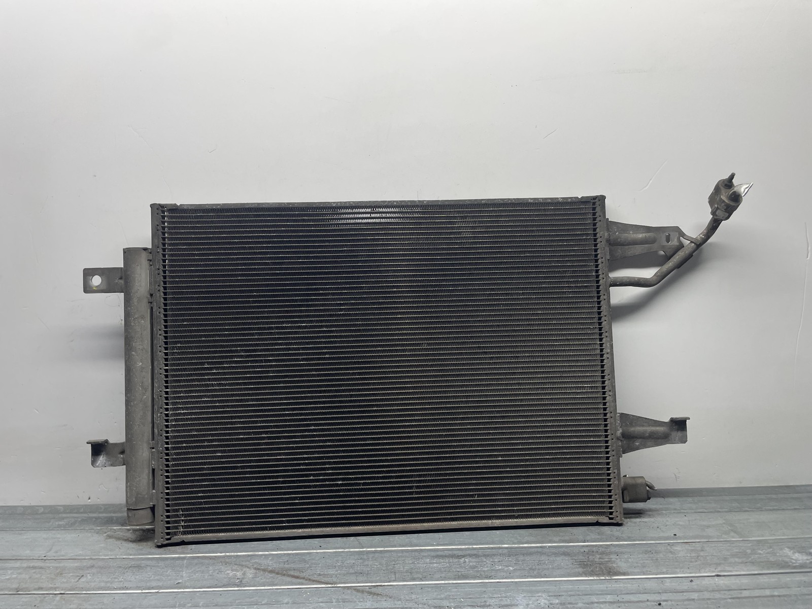 Condensatore a/c - Immagine 1 di 3