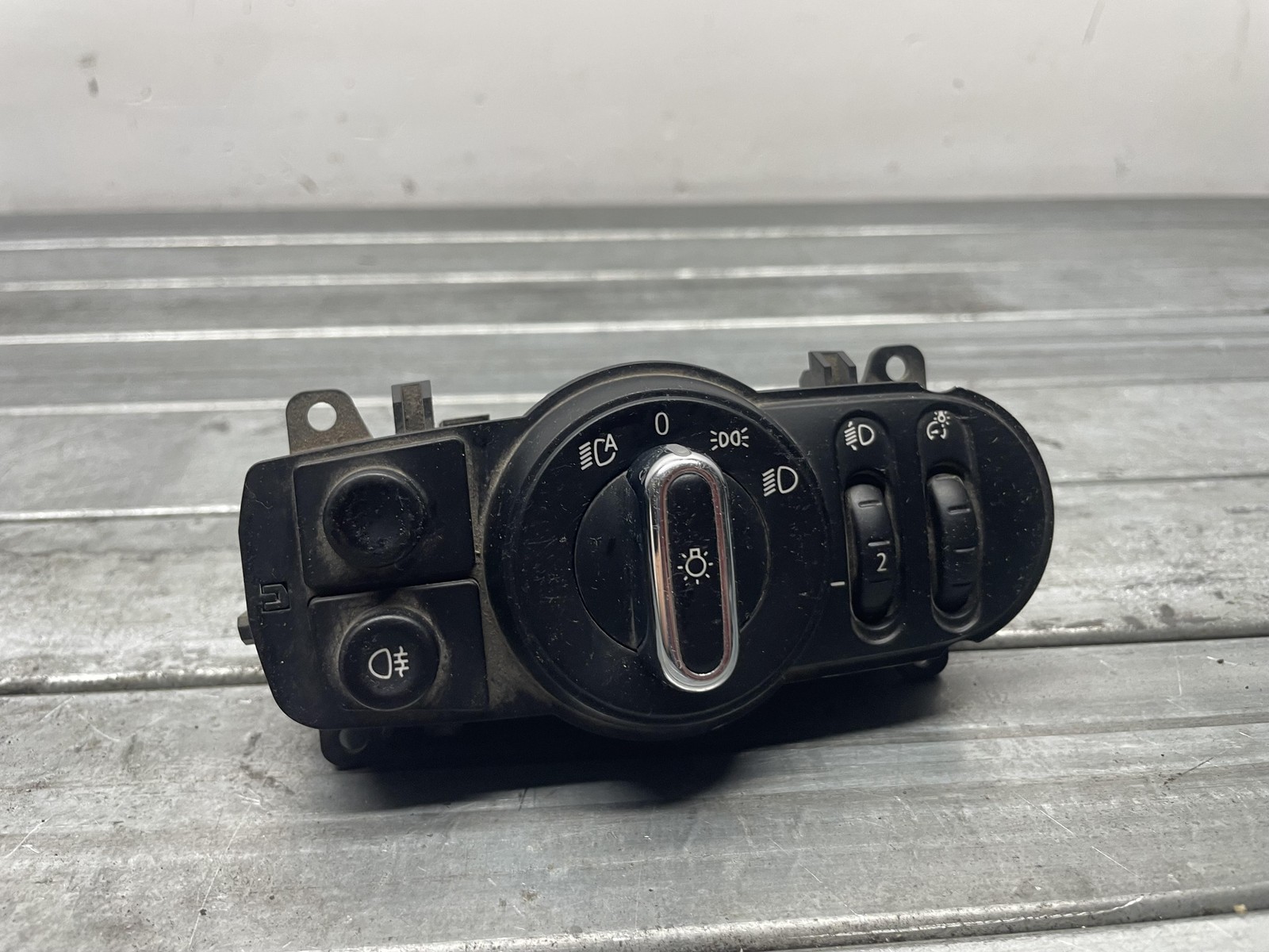 regolatore manuale altezza proiettore - Immagine 1 di 3