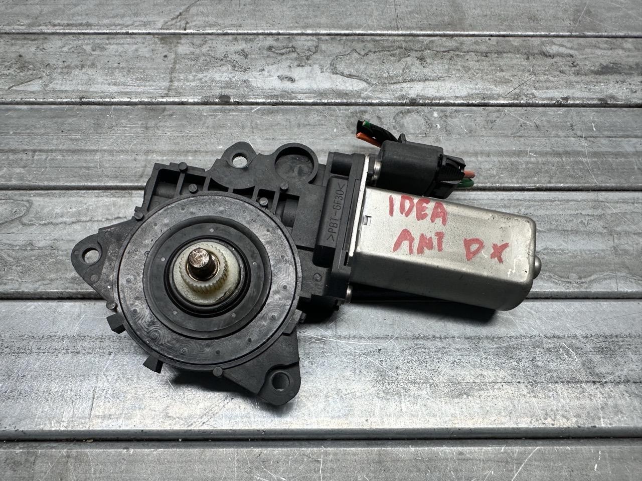 Motorino Alzacristallo Porta Ant. Destro 50045603 Usato
