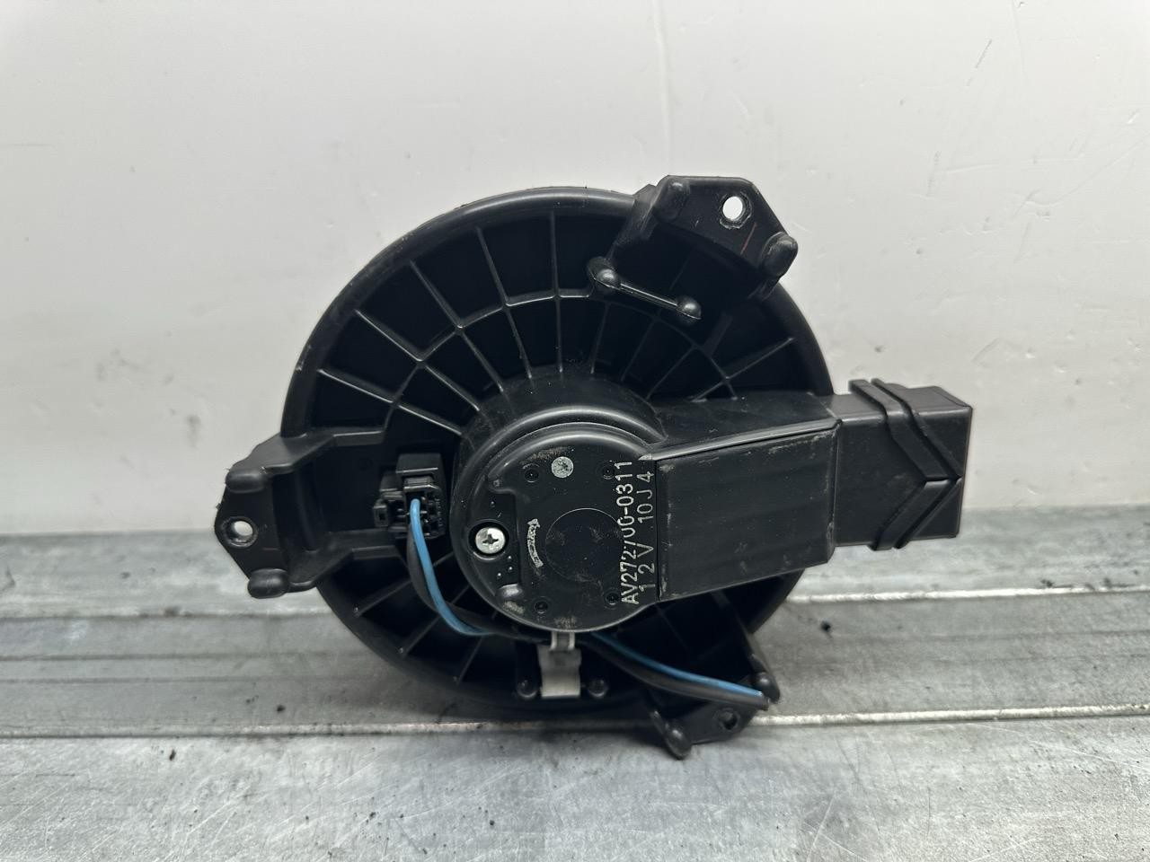 Motorino Ventilazione Abitacolo AV2727000311 Usato