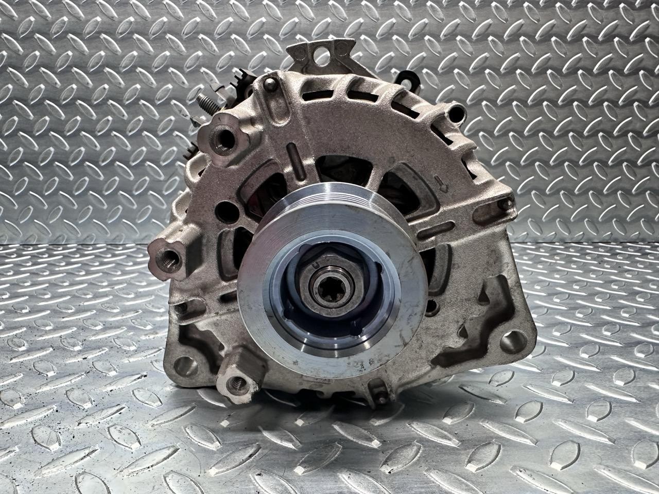 Alternatore (Mopar) 00522006150,724036949 Usato