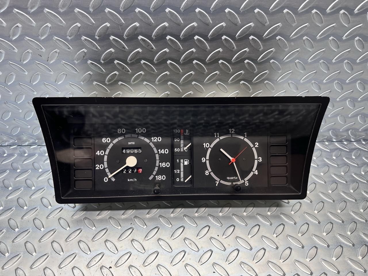 Quadro strumenti compl. - Immagine 1 di 5