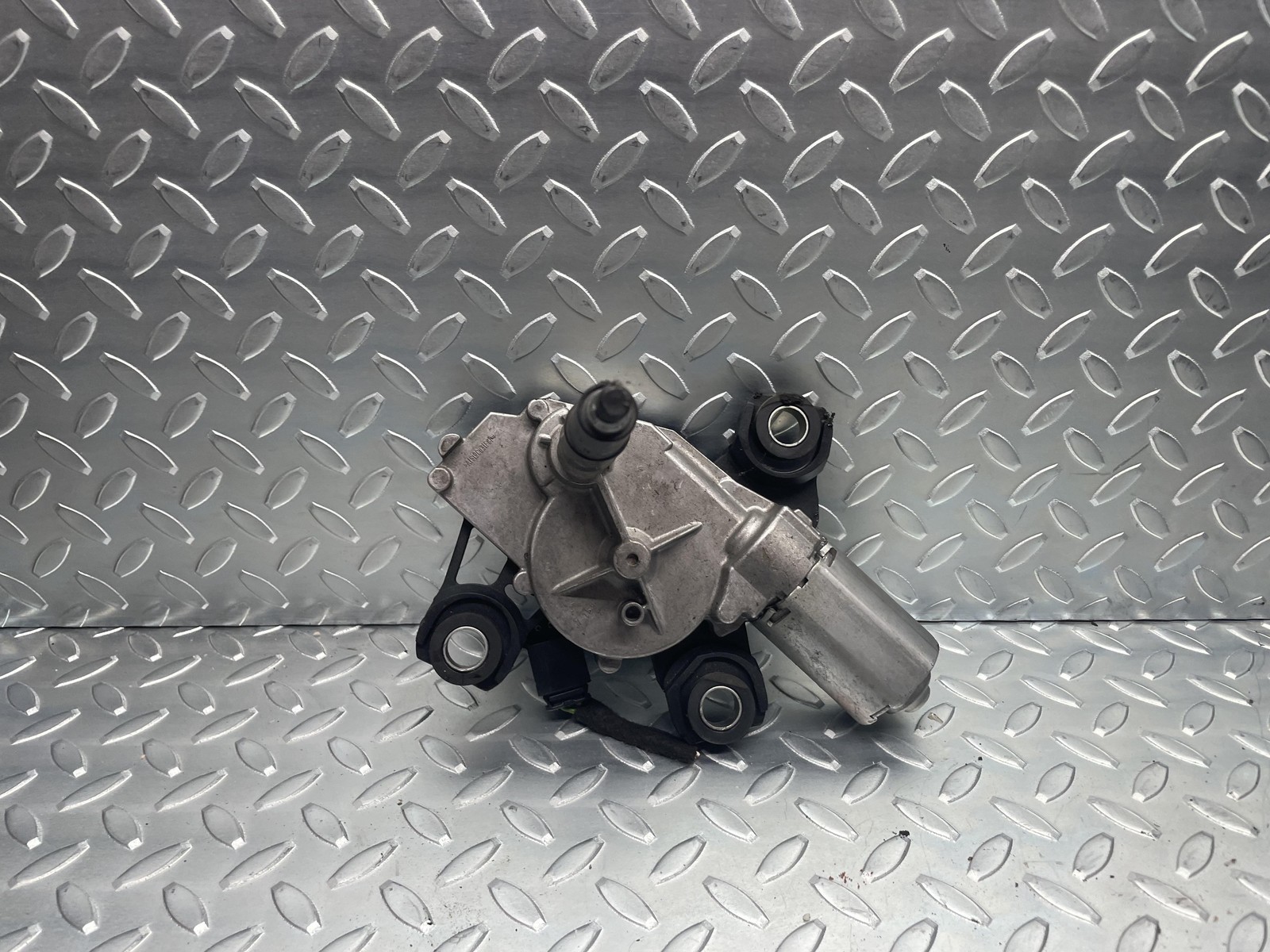 Motorino tergilunotto - Immagine 1 di 3