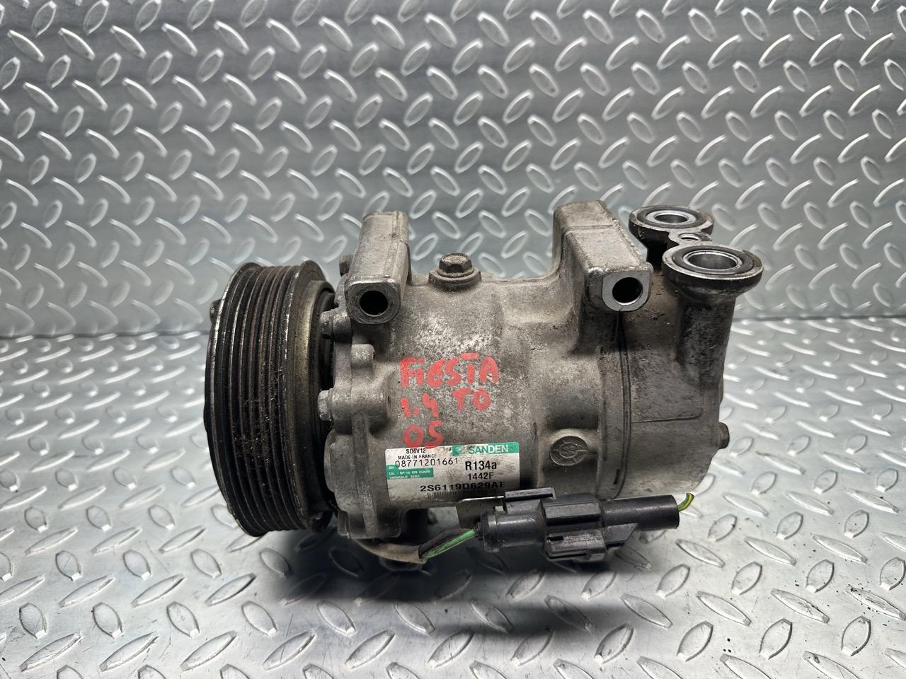 Compressore a/c - Immagine 1 di 5