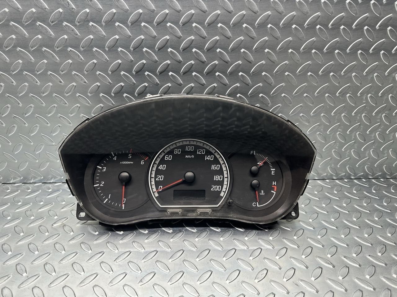 Quadro strumenti compl. - Immagine 1 di 3
