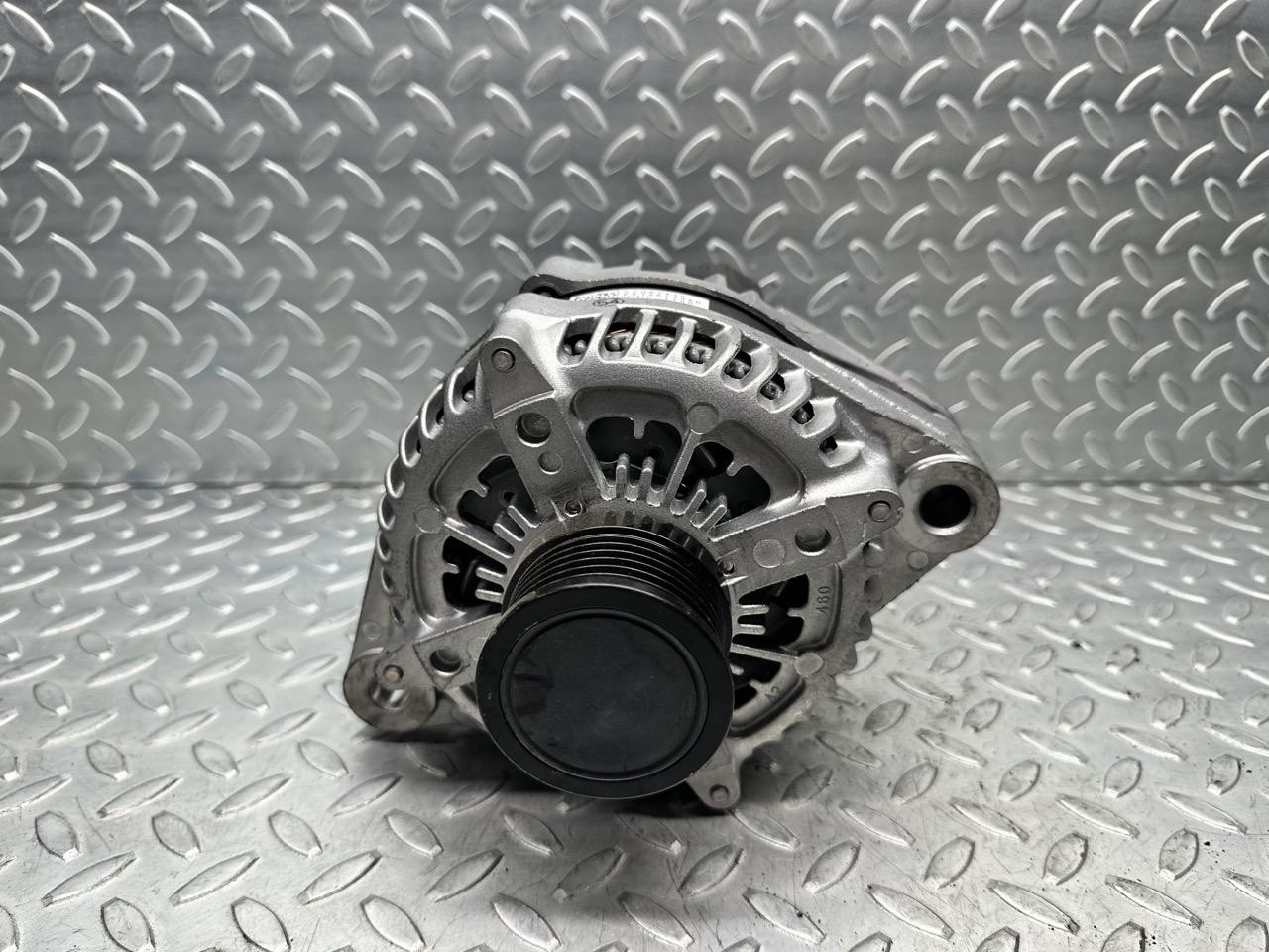 Alternatore (Mopar) 52067418,1042111180 Usato