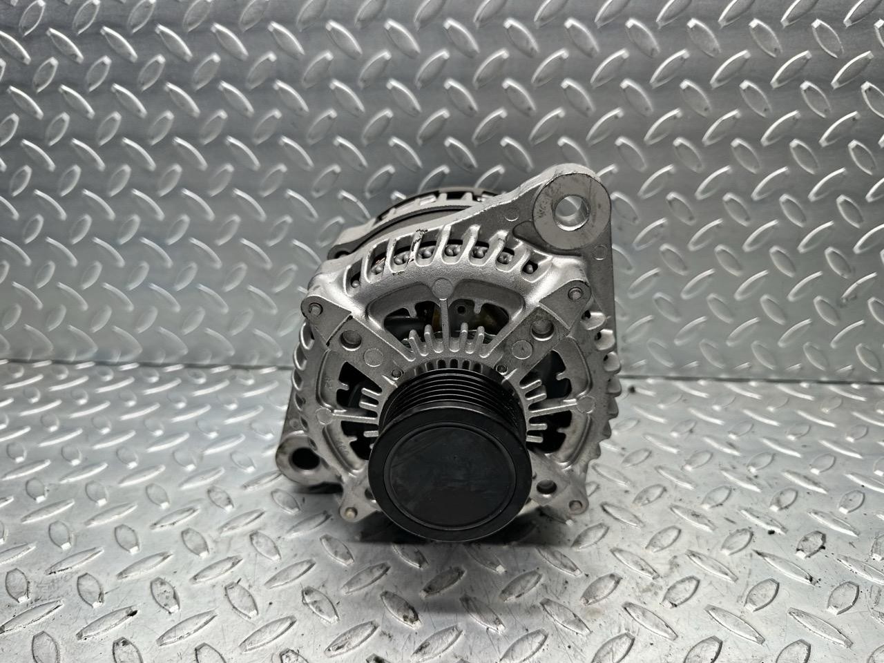 Alternatore (Mopar) 52067418,1042111180 Usato