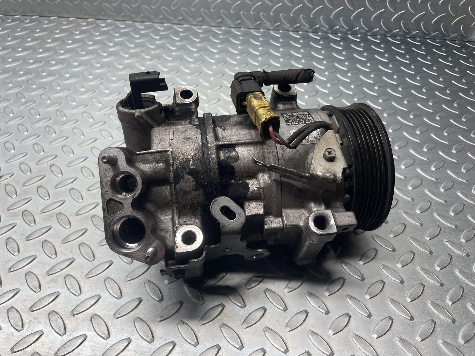 Compressore a/c - Immagine 1 di 7