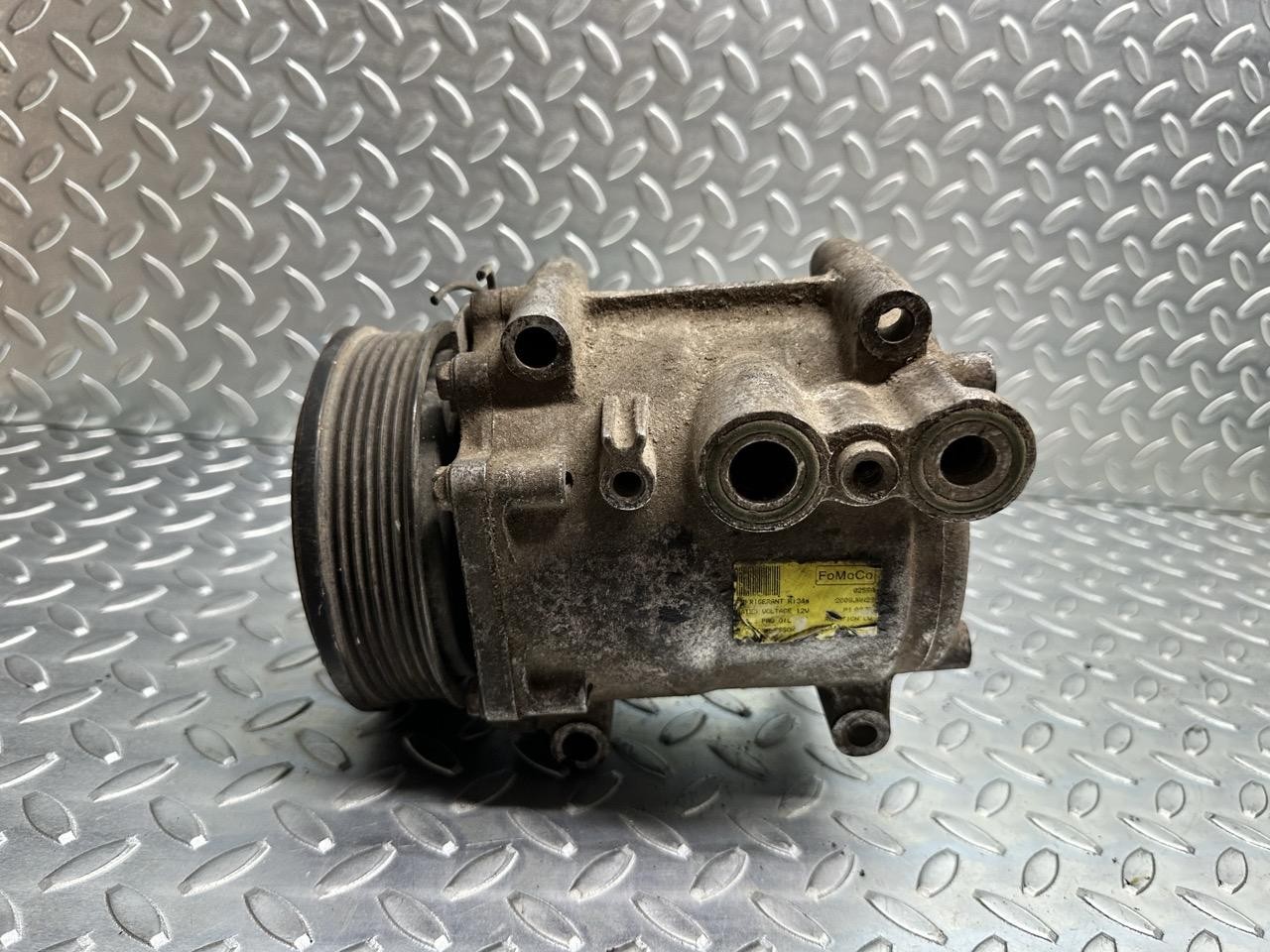 Compressore a/c - Immagine 1 di 5
