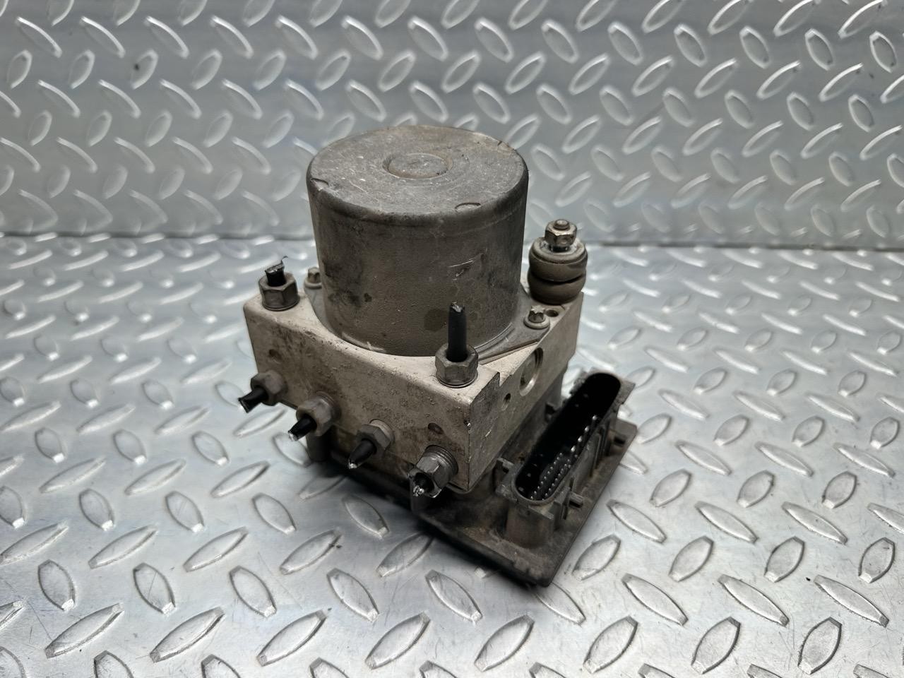 Centralina ABS - Immagine 1 di 5