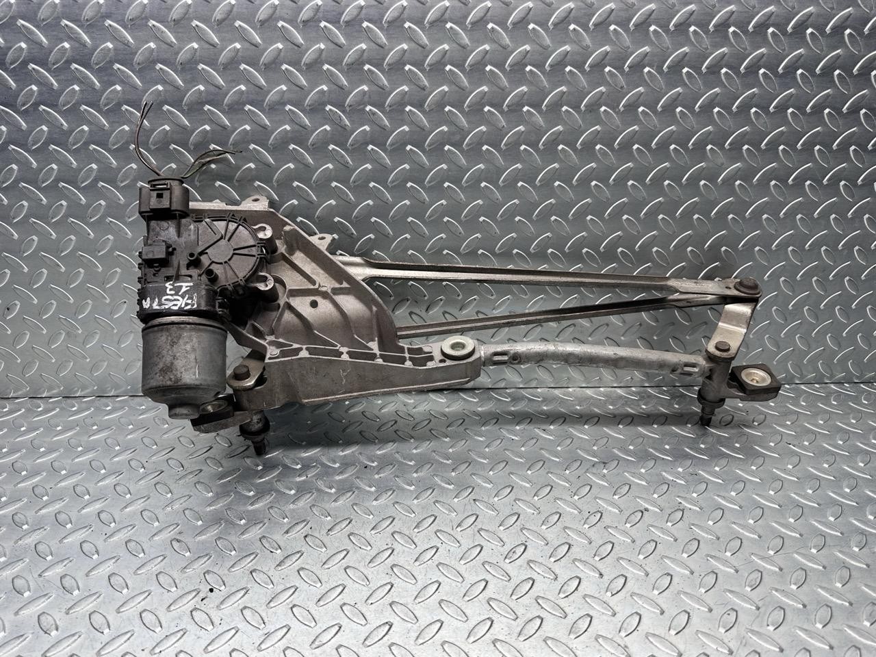 Tergiparabrezza con motorino - Immagine 1 di 5
