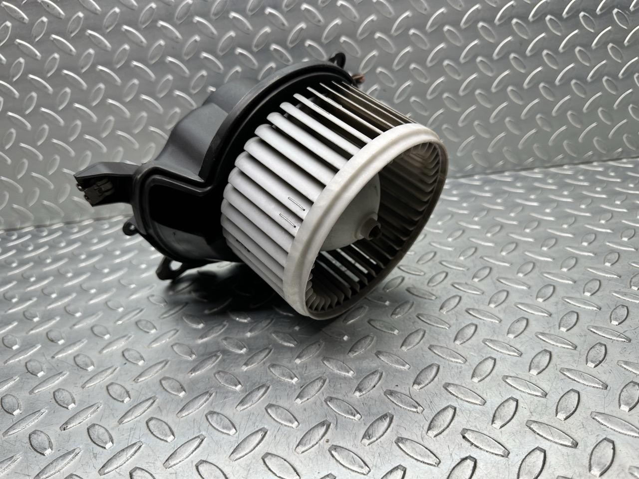 Motorino ventilazione abitacolo - Immagine 1 di 4