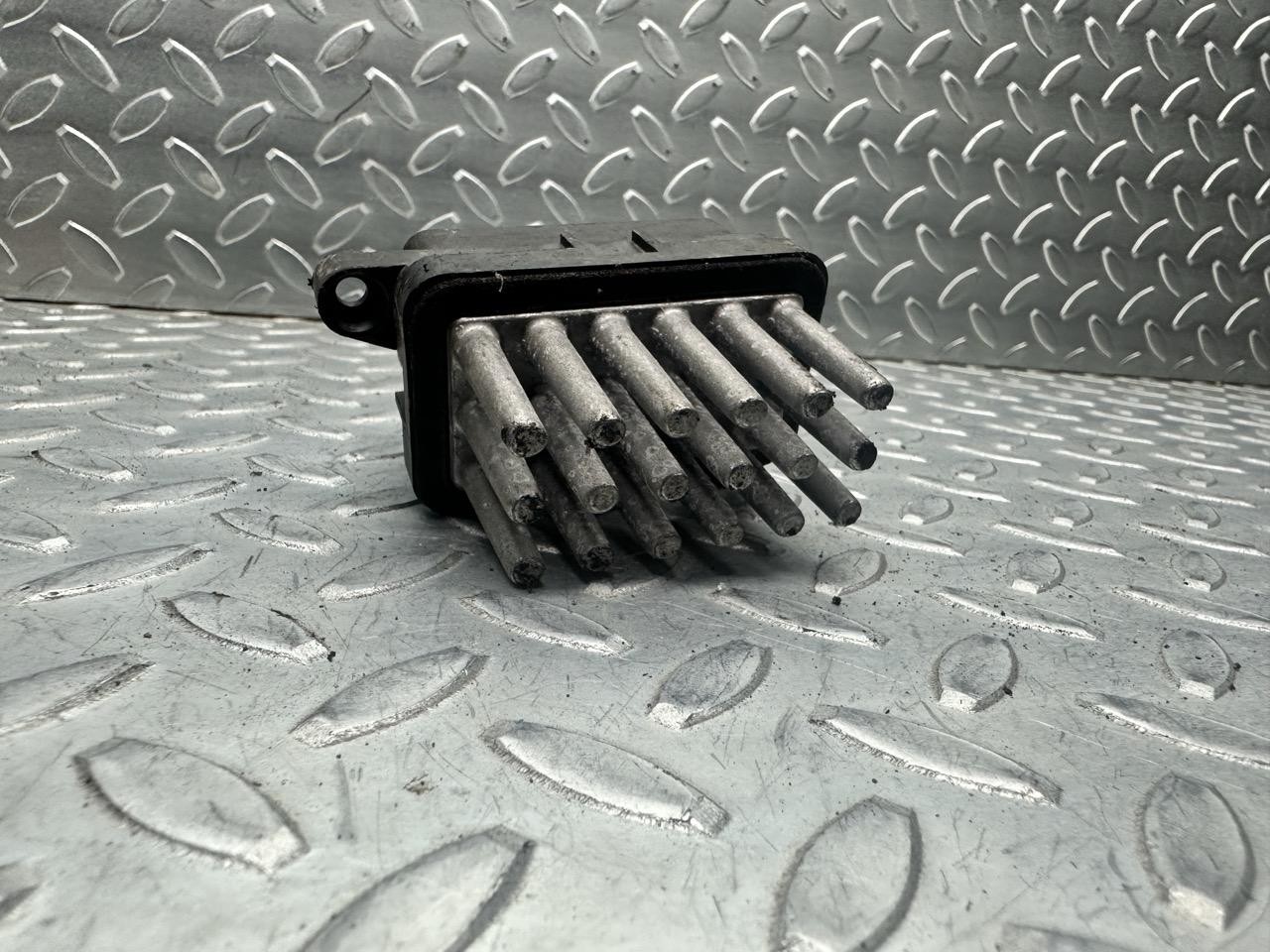 Resistenza motorino ventilazione abitacolo - Immagine 1 di 3