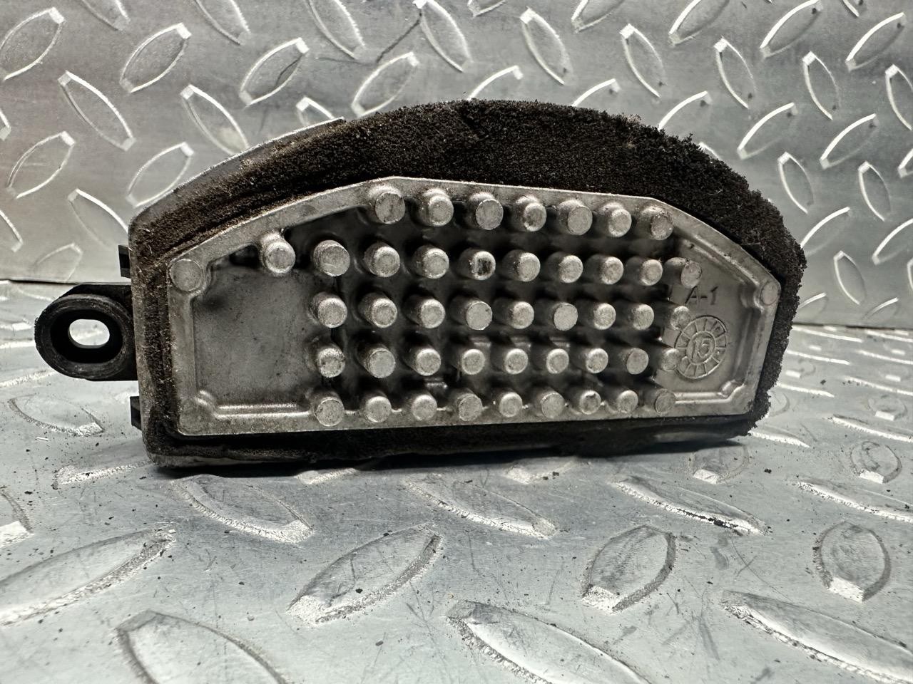 Resistenza motorino ventilazione abitacolo - Immagine 1 di 3