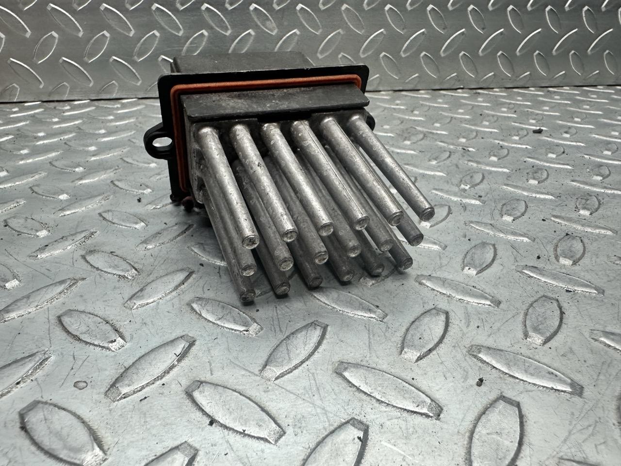 Resistenza motorino ventilazione abitacolo - Immagine 1 di 3