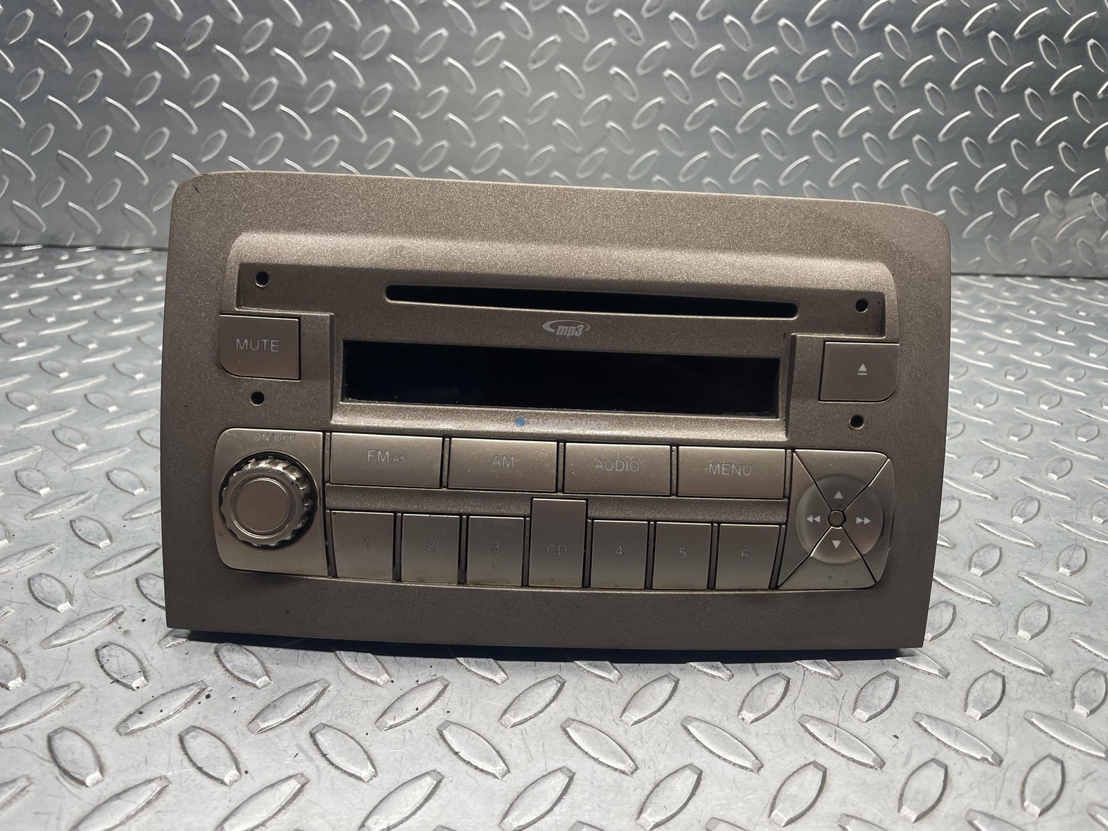 Autoradio - Immagine 1 di 6