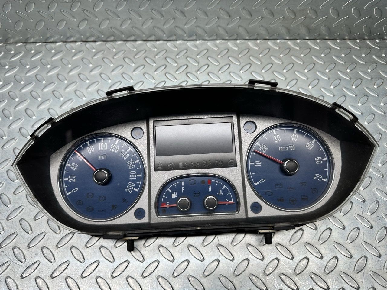 Quadro strumenti compl. - Immagine 1 di 3