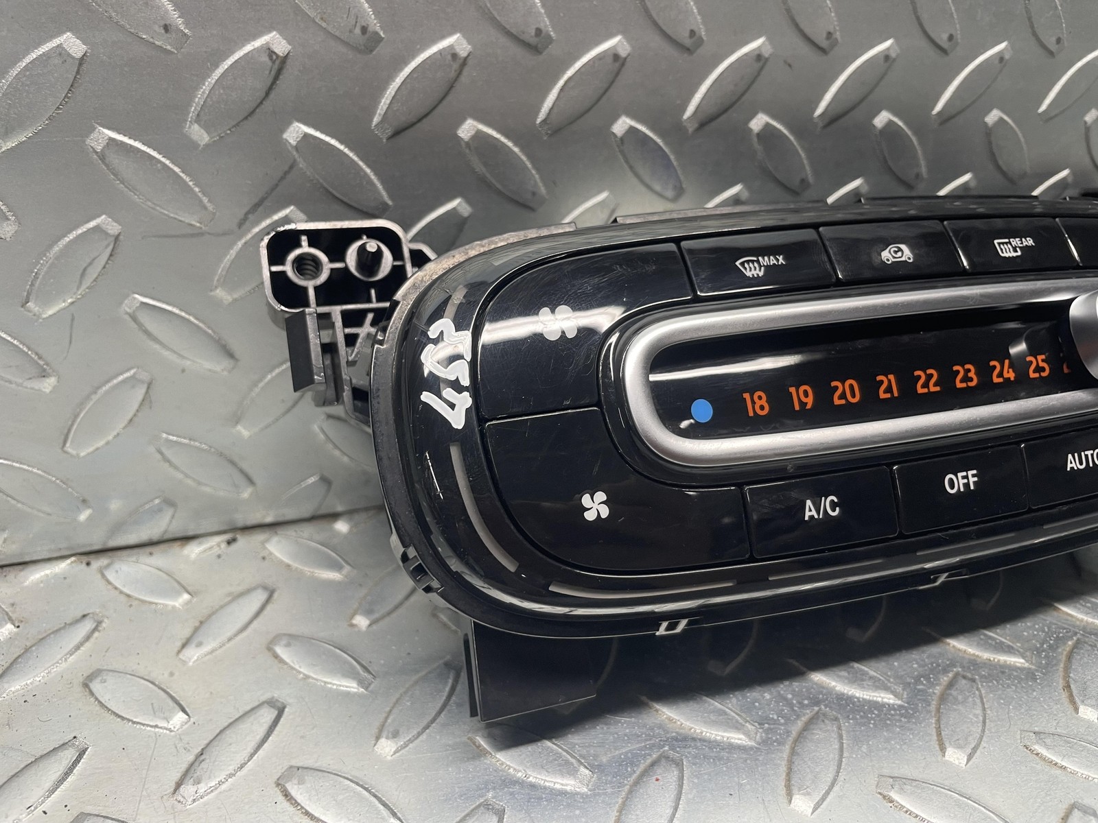 Miniatura 7