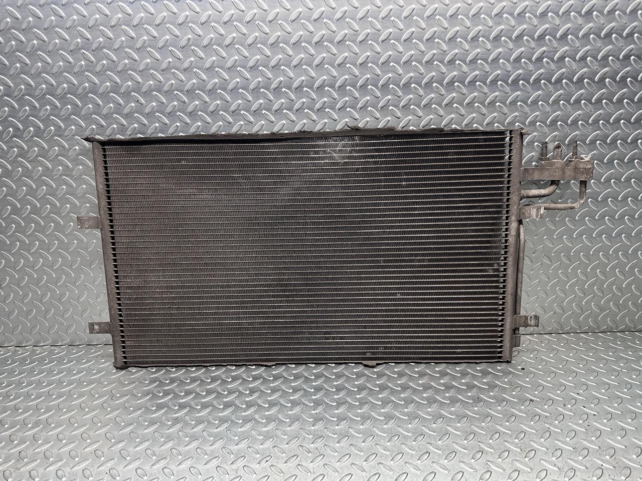 Condensatore a/c - Immagine 1 di 4