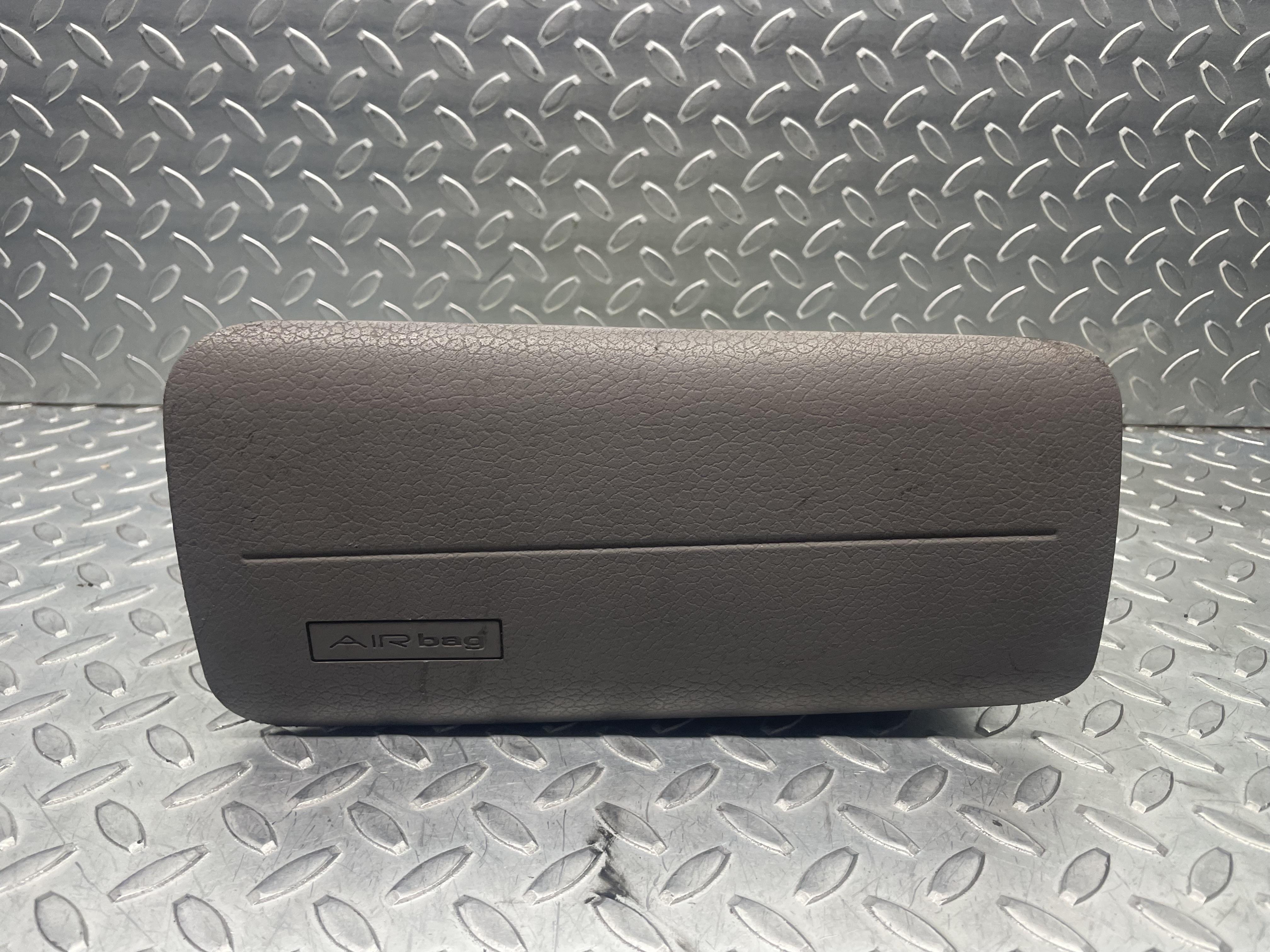 Dispositivo airbag lato passeggero - Immagine 1 di 6