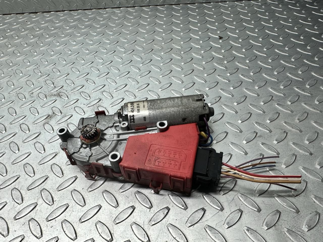 motorino tetto apribile - Immagine 1 di 3