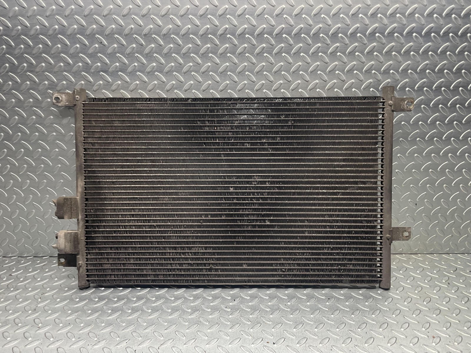 Condensatore a/c - Immagine 1 di 2