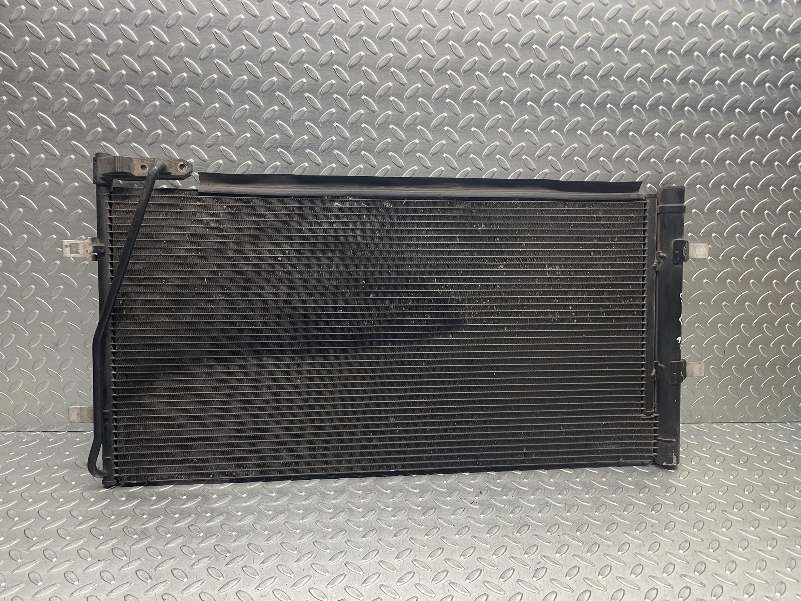 Condensatore a/c - Immagine 1 di 4