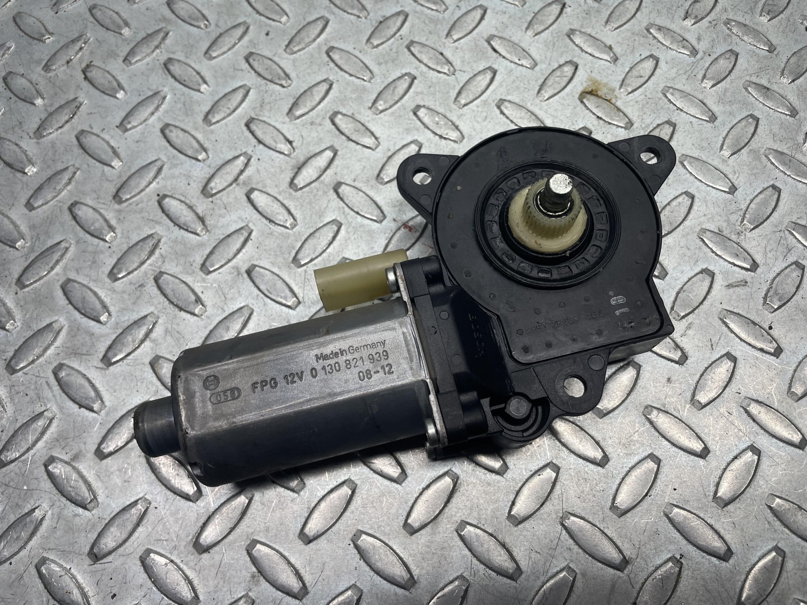 Motorino Alzacristallo Porta Ant. Destro 0130821939 Usato