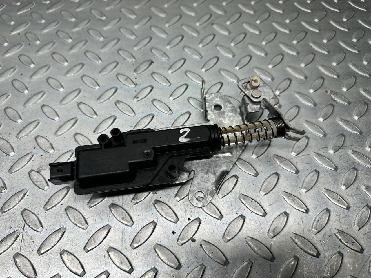 motorino chiusura c.zta portello post. - Immagine 1 di 3