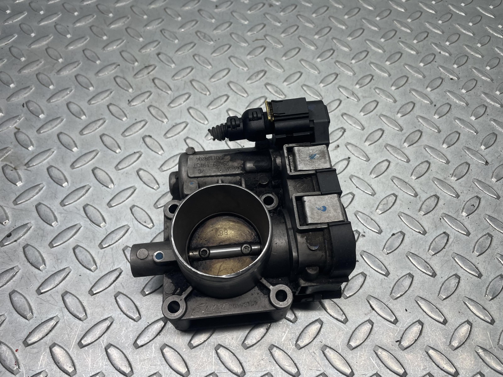 Corpo Farfallato 55192787 Usato