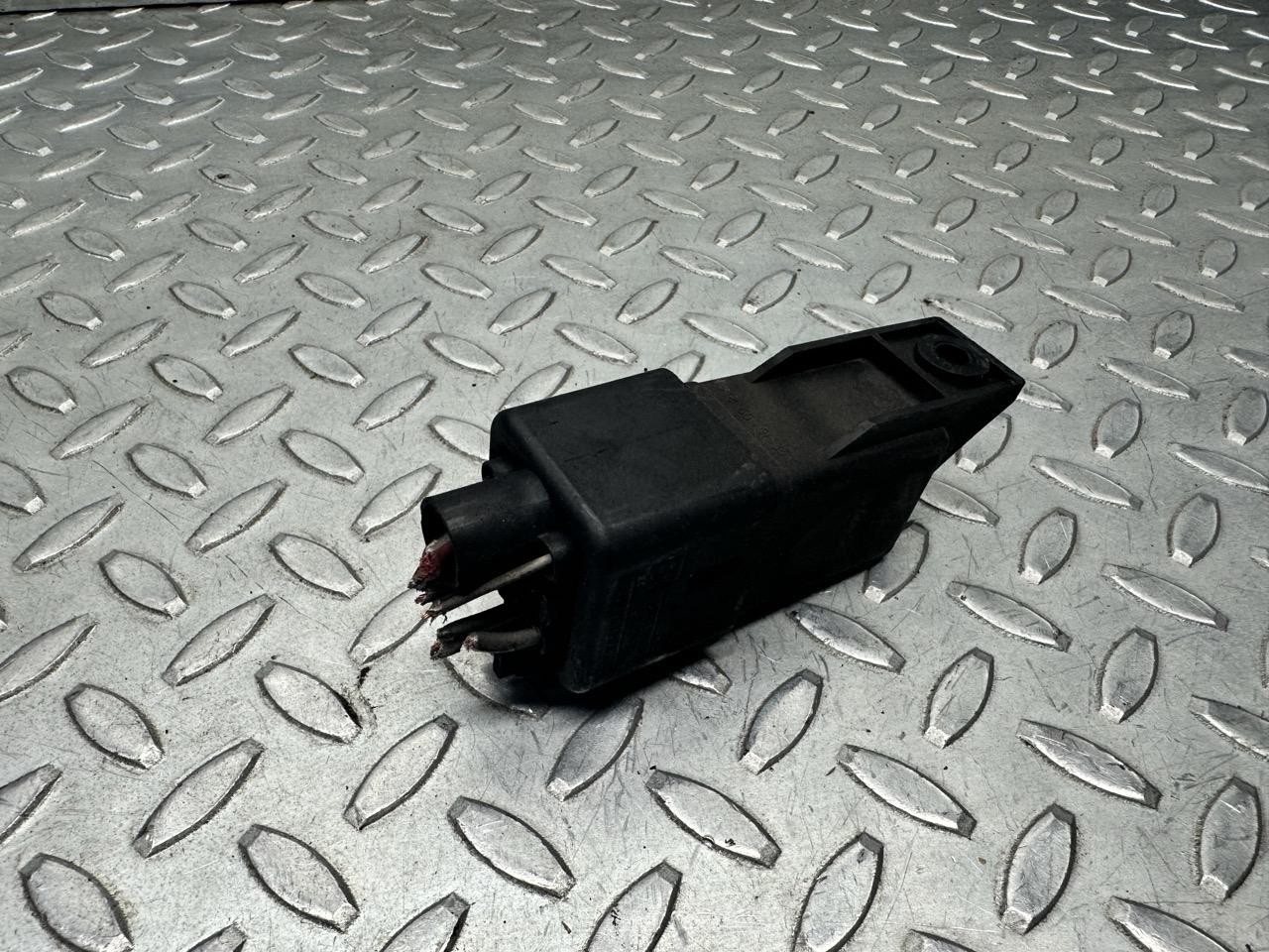 Relè preriscaldamento candelette - Immagine 1 di 3