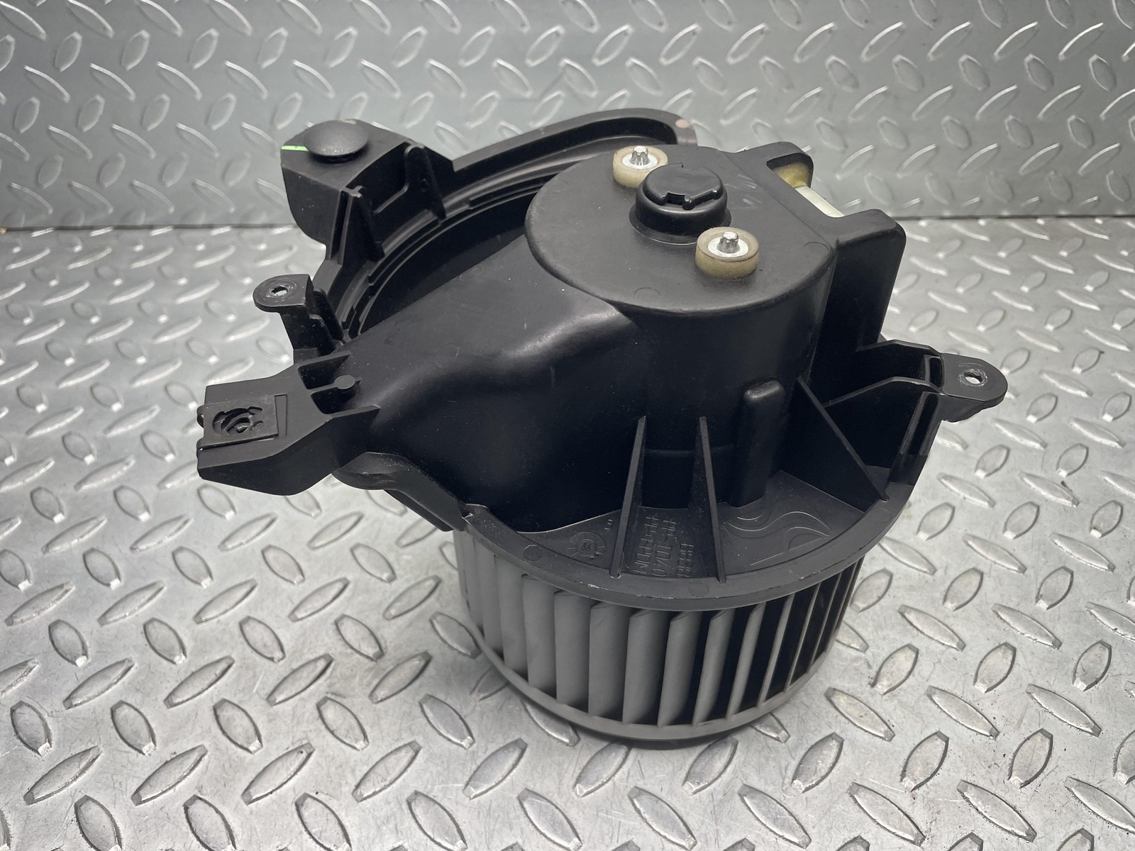Motorino ventilazione abitacolo - Immagine 1 di 3