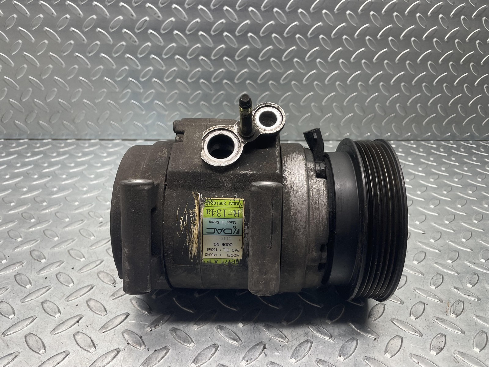 Compressore a/c - Immagine 1 di 6
