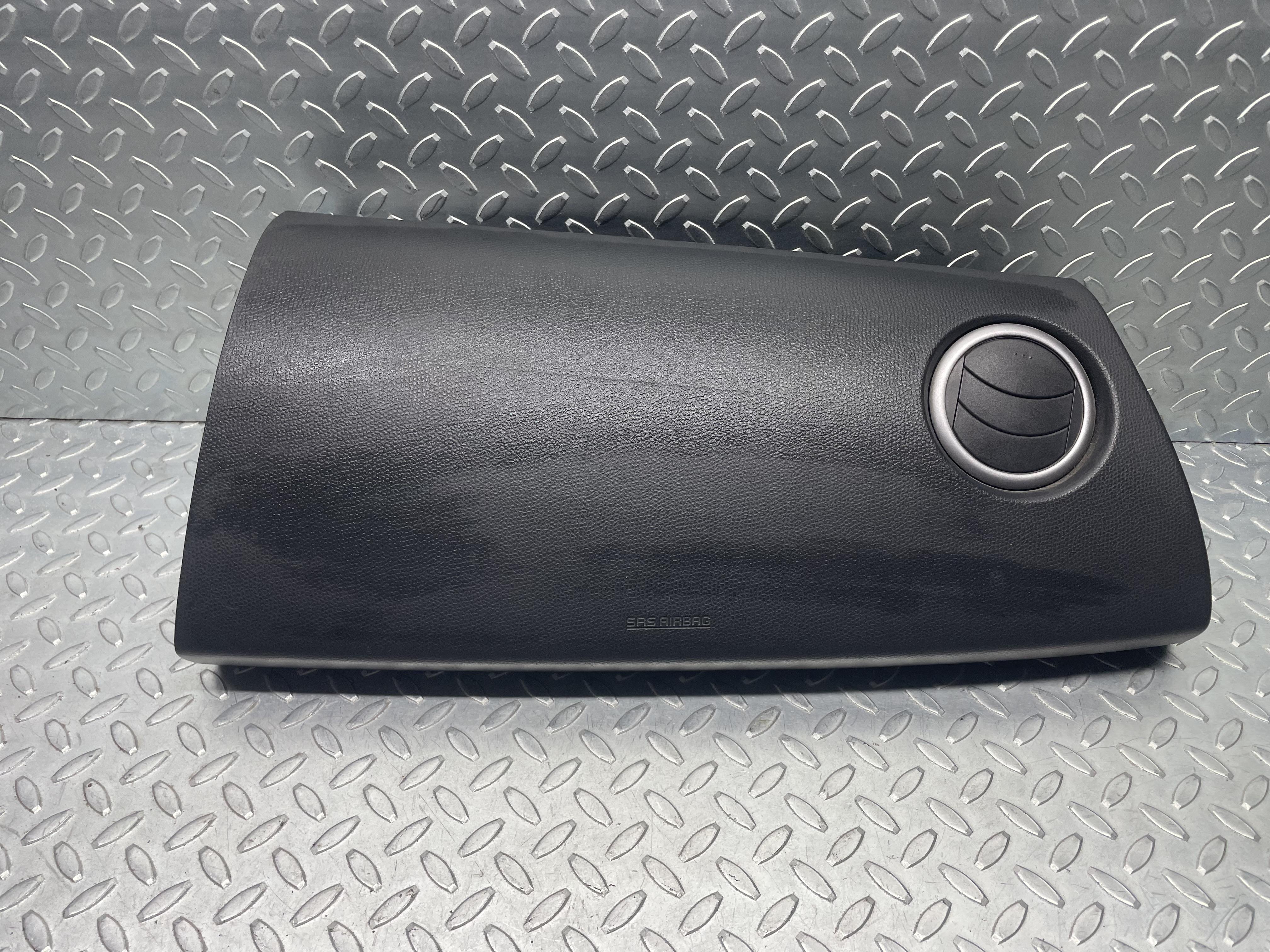 Dispositivo airbag lato passeggero - Immagine 1 di 12