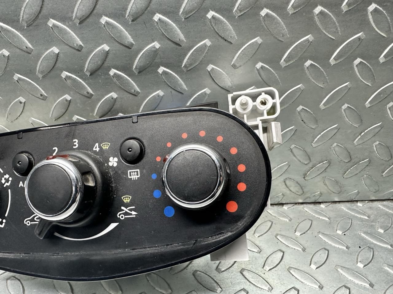 Miniatura 6