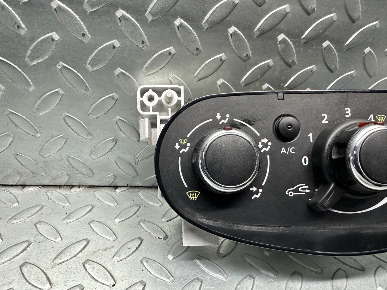 Miniatura 7