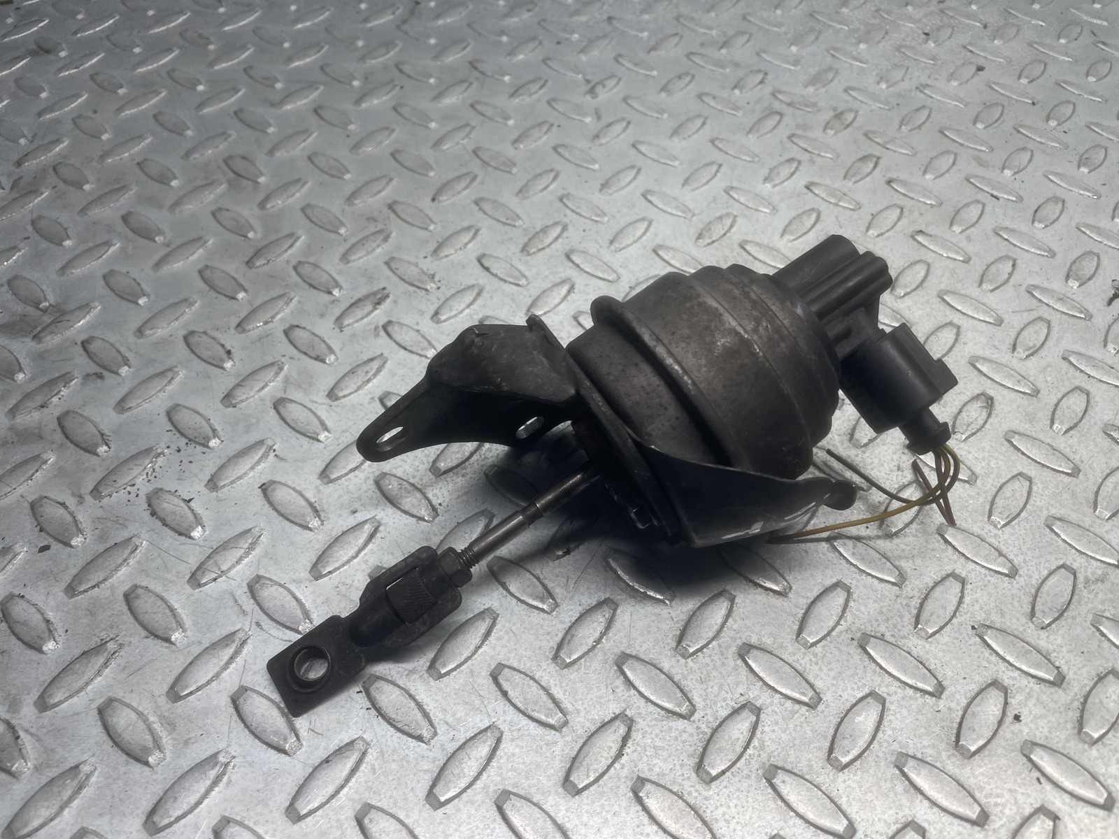 Valvola Wastegate Turbina - Immagine 1 di 4