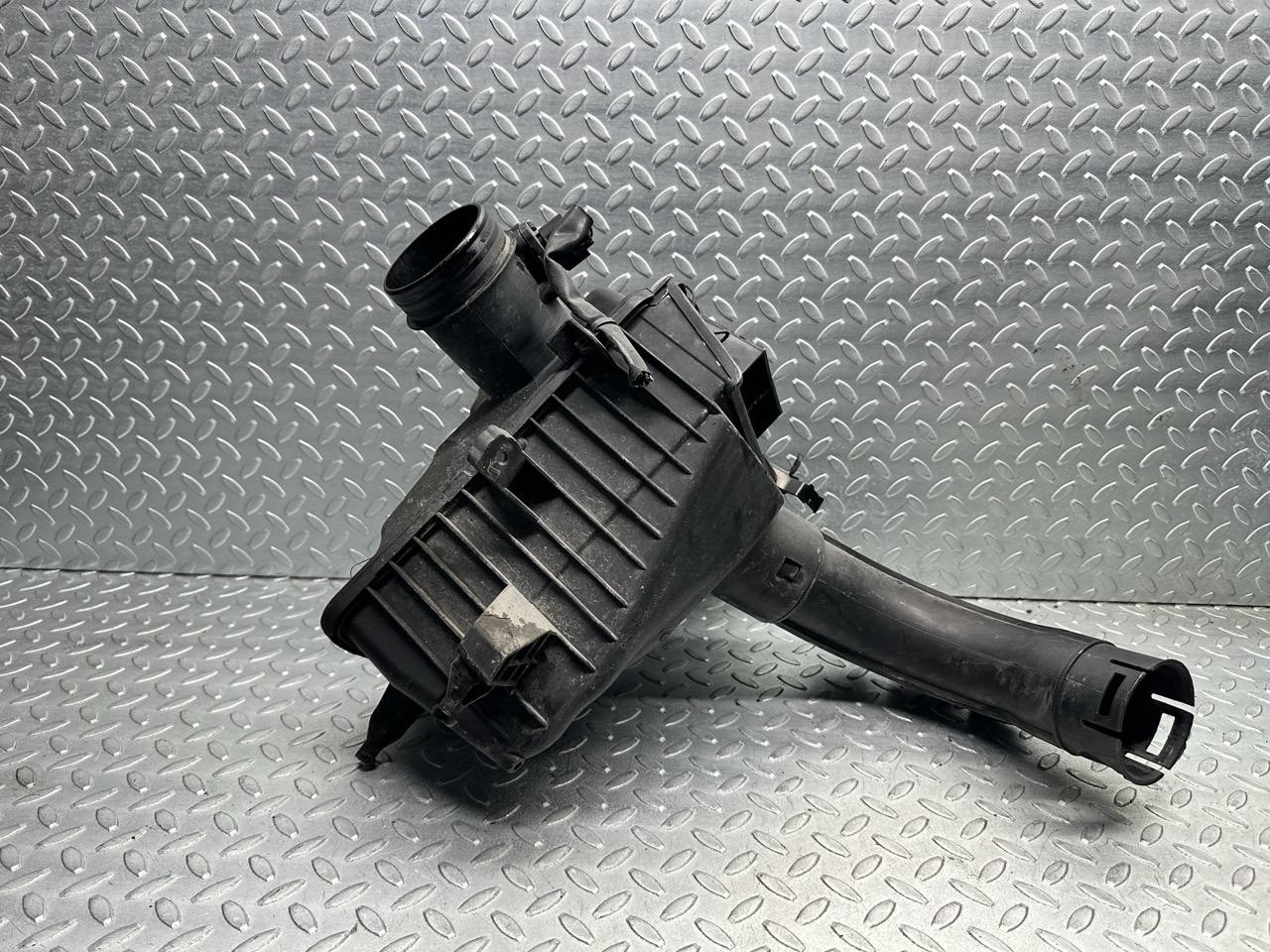 Supporto Filtro Aria 16500JD70C Usato