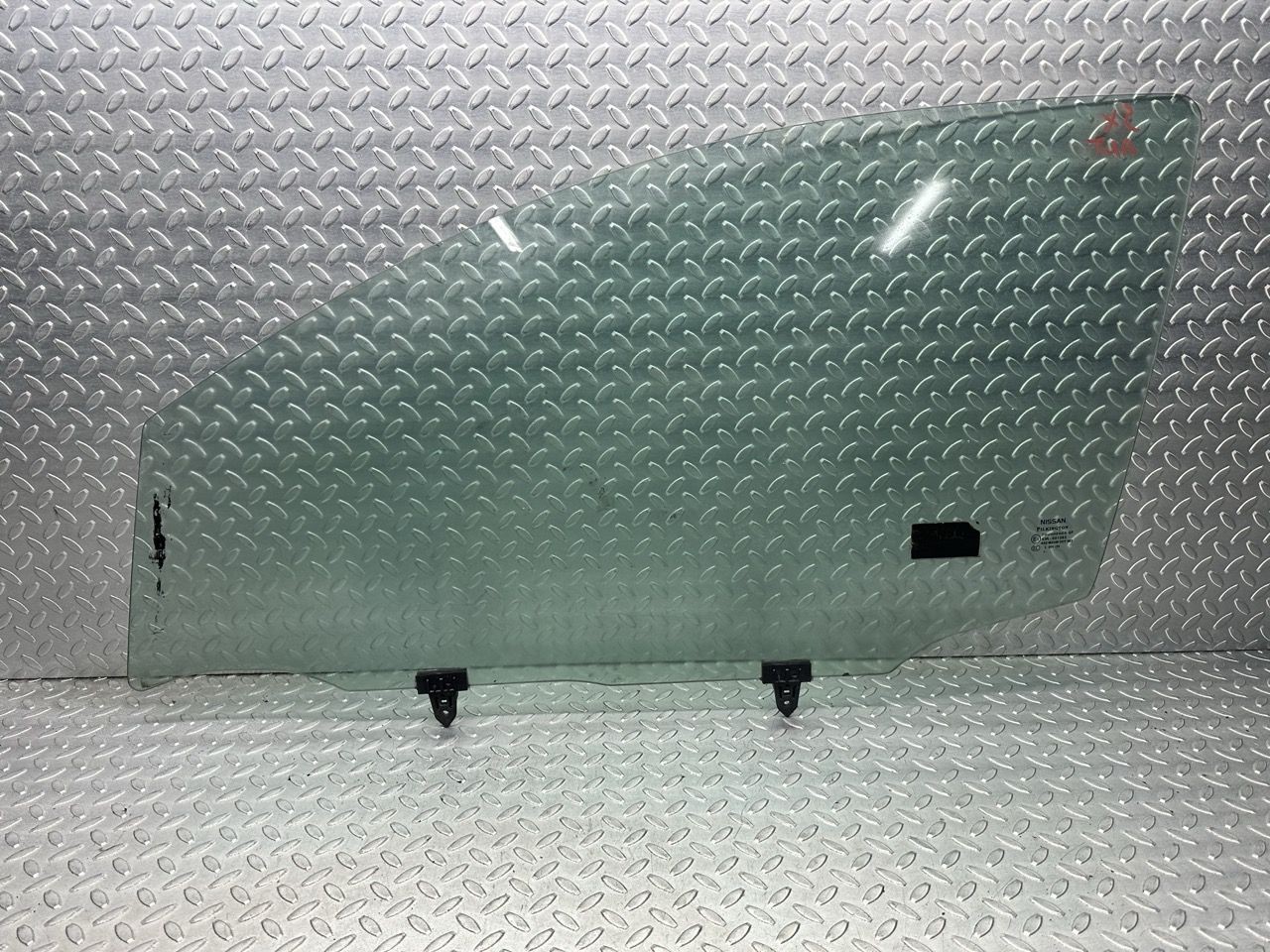 Scendente Atermico Porta Ant. Sinistro 80301JD000 Usato