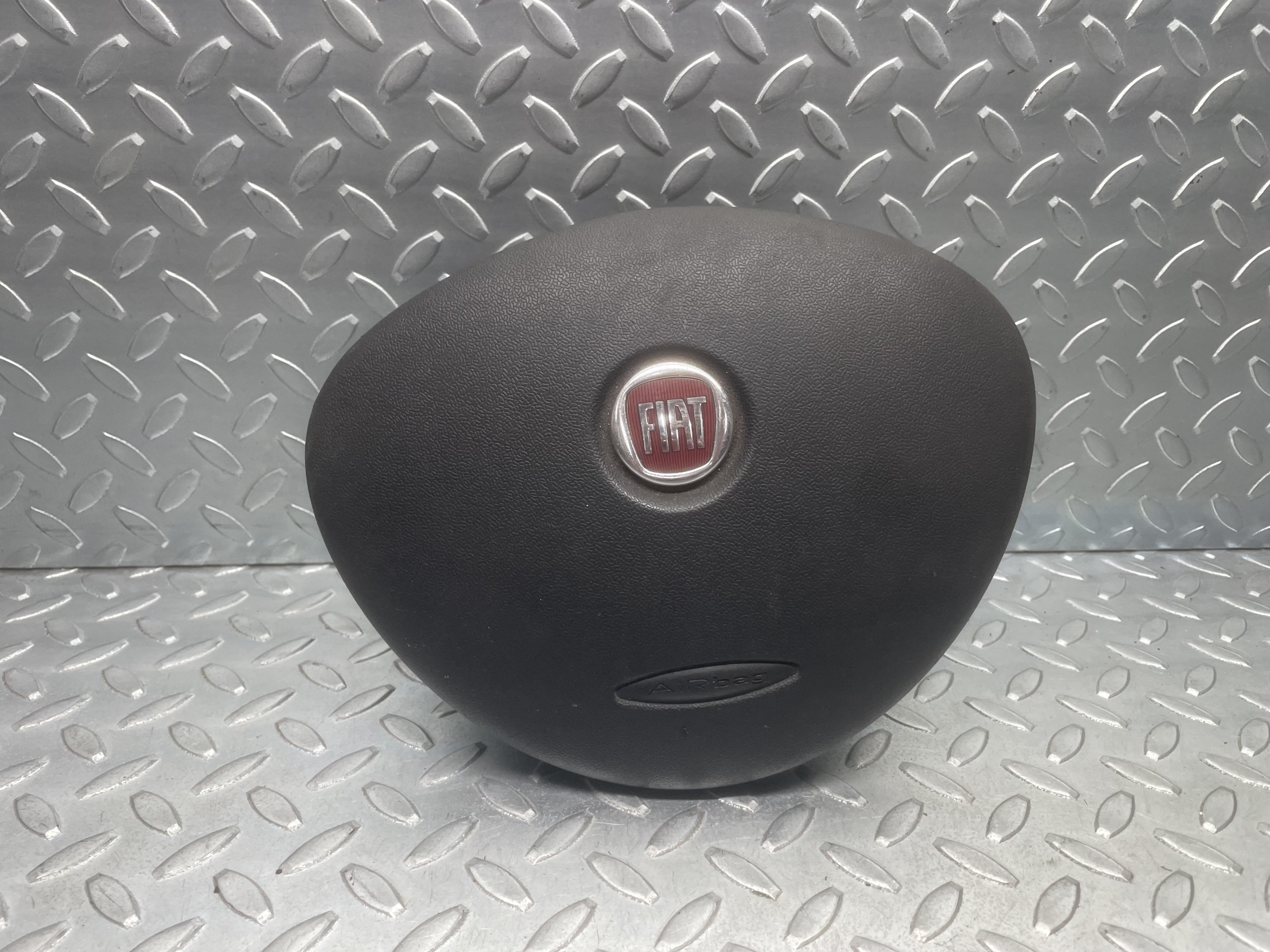 Dispositivo airbag lato guida - Immagine 1 di 3
