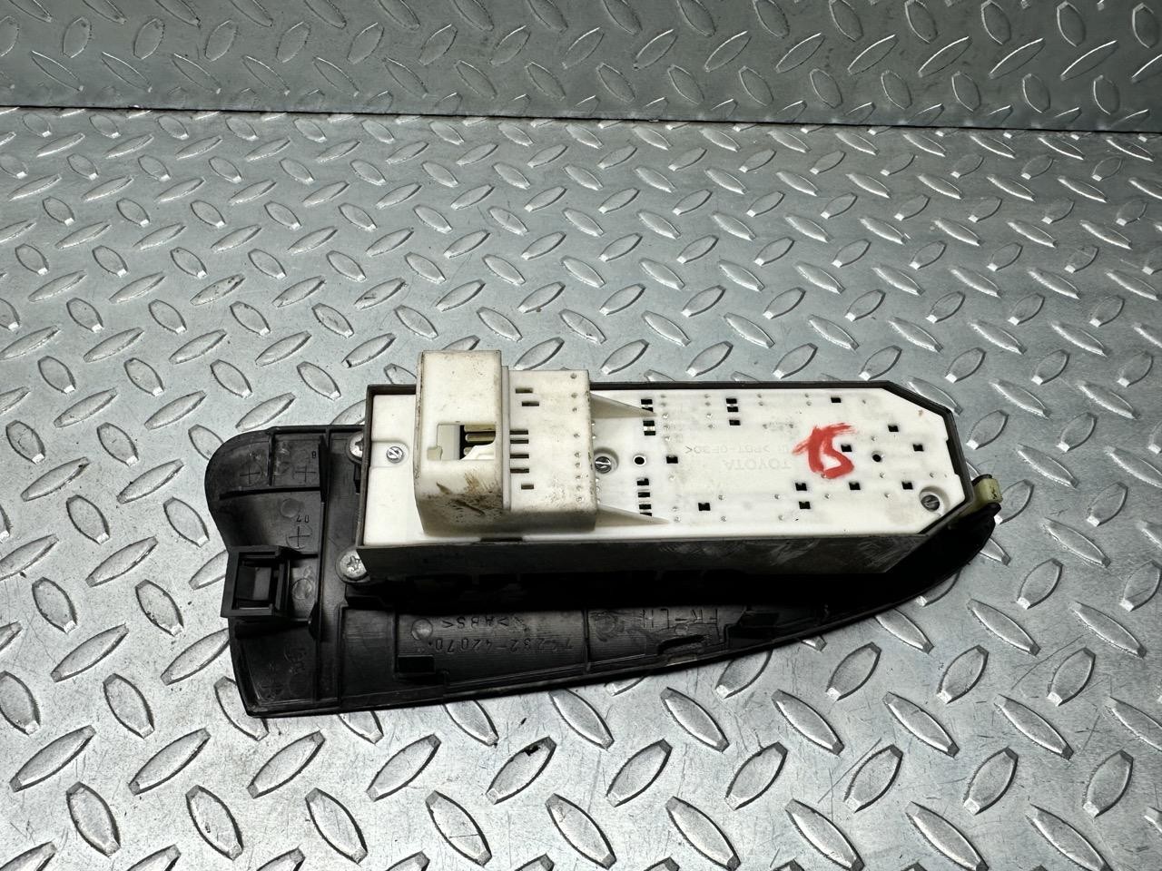 Miniatura 7